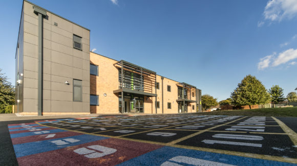 To accommodate new students from the Rebasing Programme, Kiwi School has had seven brand new classrooms built, by Eco Modular Buildings Hull.