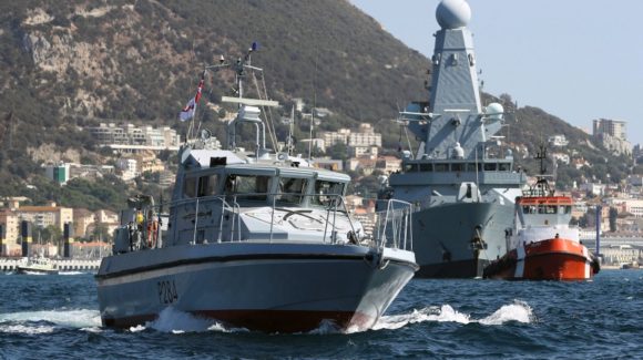 royal-navy-fire-flares-at-spanish-vessel-in-gibraltar