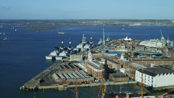 Royal Navy bomb disposal experts have been called to Portsmouth Harbour this morning, where a Second World War bomb has been found.