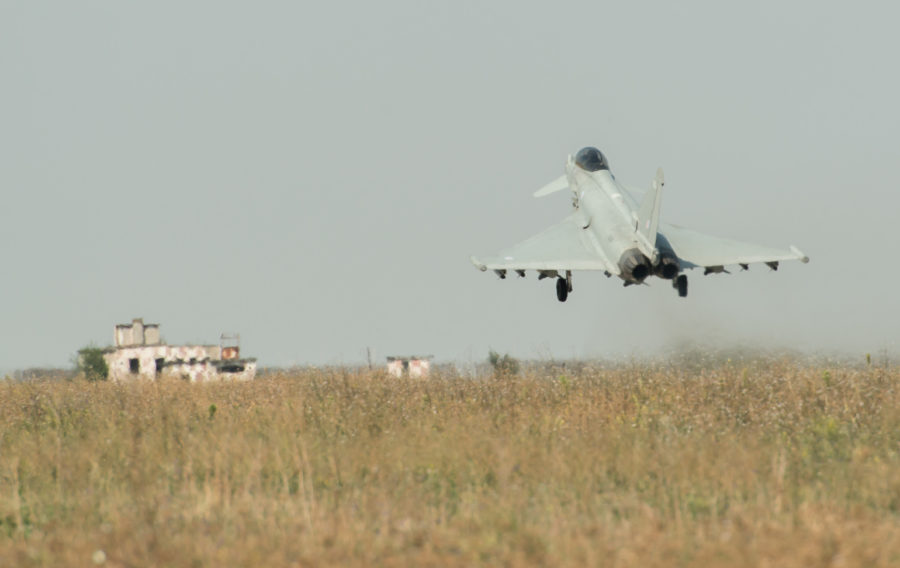 RAF TYPHOONS HAND OVER NATO ROMANIA DUTIES TO CANADA