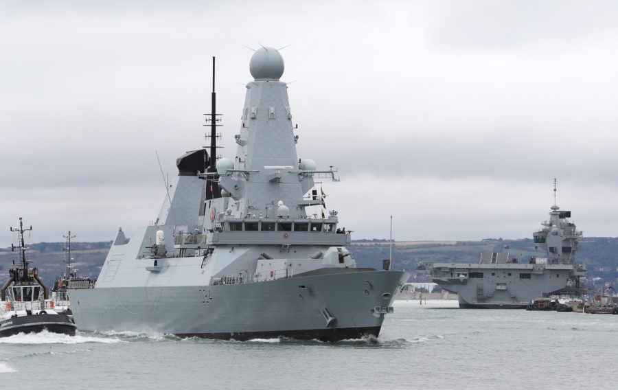 HMS Diamond begins nine month gulf deployment