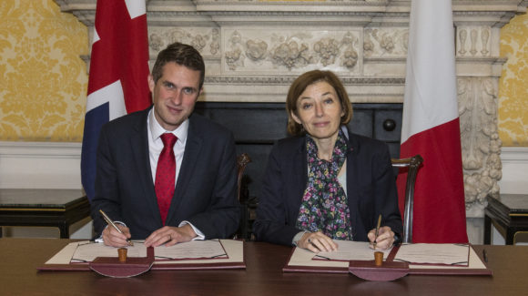 UK strengthen French defence ties over the English Channel