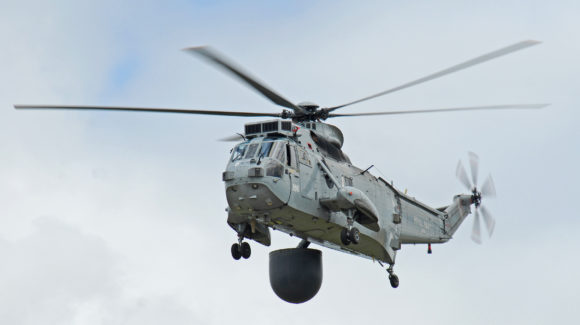 Royal Navy helicopters help seize drugs worth £105m in Indian Ocean