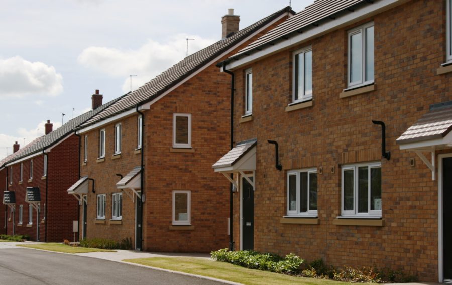 Defence secretary extends veterans housing offer