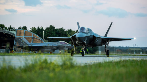 US F-35 jets arrive at RAF Marham