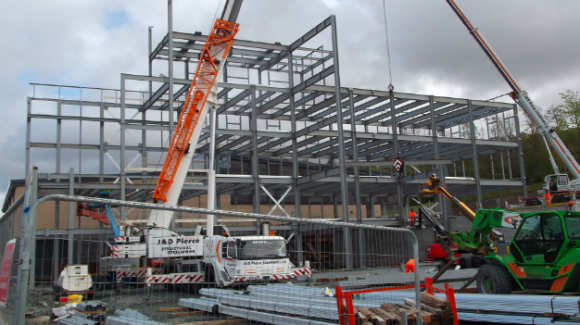 Submarine training facility takes shape at HMNB Clyde