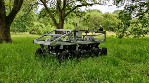 QinetiQ and DSTL collaborate to redefine wheeled armoured vehicle design