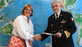 Ewa Kittel-Prejs, Babcock Country Director Poland, and Rear-Admiral Professor Tomasz Szubrycht, Rector - Commandant of the Polish Naval Academy, at the signing of the MoU.