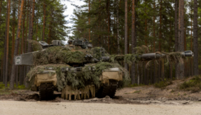 Babcock has been awarded a further contract by the UK Ministry of Defence (UK MOD) to boost its support to Ukraine through a 15-month extension to continue supporting urgent operational requirements for Ukraine’s military land assets. Image from Babcock pr