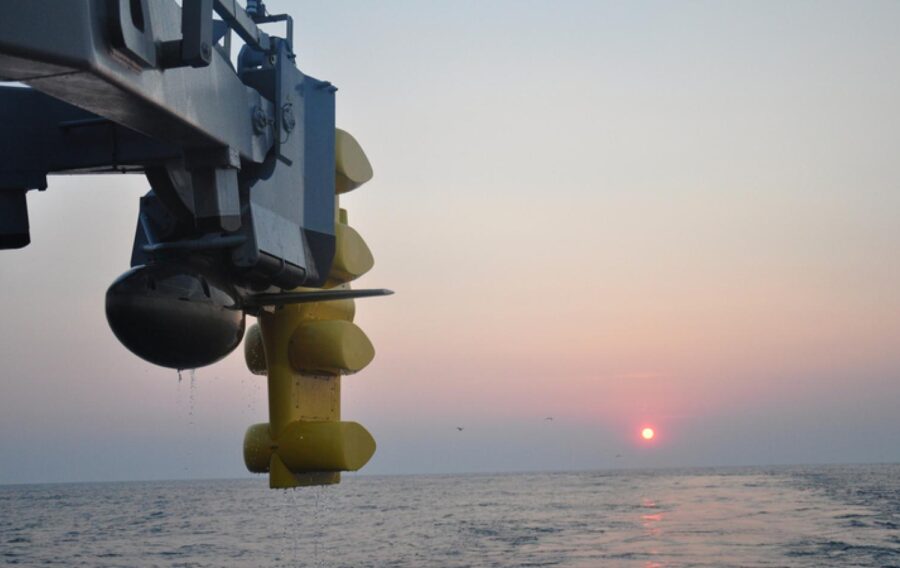 Thales Canada has been awarded a contract by Lockheed Martin Canada to supply the S2087 towed array sonar system for the Royal Canadian Navy's future River-class destroyers